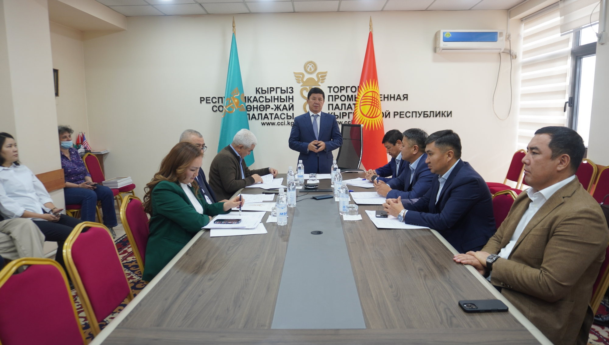 ТПП КР приняла новых членов: 25 компаний из регионов присоед